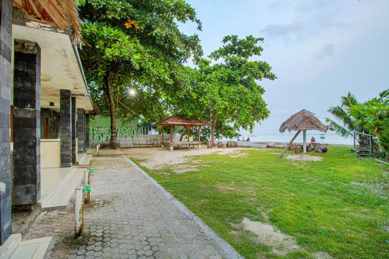Guerilla Dive Lodge Pulau Pari Giacarta Esterno foto