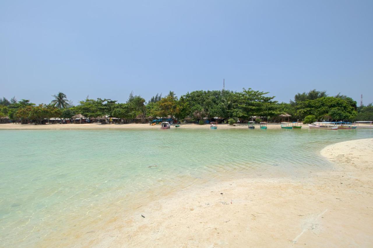 Guerilla Dive Lodge Pulau Pari Giacarta Esterno foto